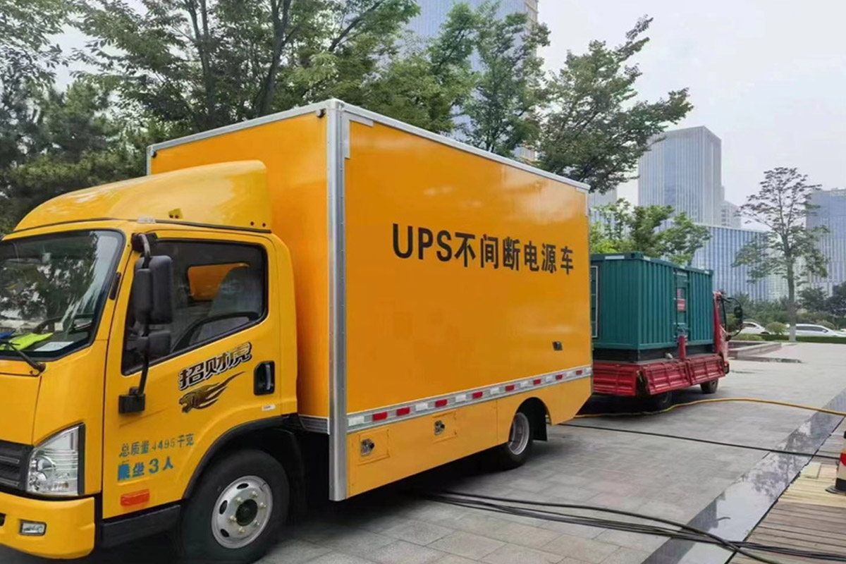 中原发电机租赁施工现场